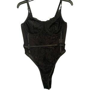 Women's Lace Lingerie Bodysuit Black Size L NWOT